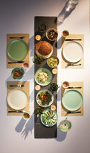 Load image into Gallery viewer, Picnic Plate set of 4 Large
