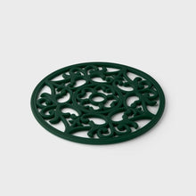 Load image into Gallery viewer, Trivet Silicone Traditional Vintage
